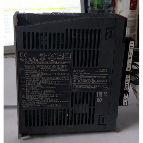 MR-J4-10A (Mitsubishi) Servo Motor 200V, 0.1kw, ใช้ควบคุมเซอร์โวมอเตอร์ สินค้าคงเหลือ/ชิ้น = 1 (PK-L