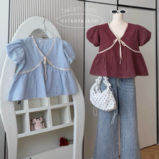 🌻เสื้อคอวีแขนพองบอลลูนลายสก๊อต ดีเทลโครเชต์แต่งผูกโบว์หน้า (…