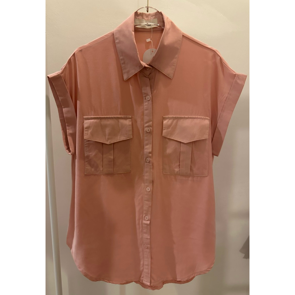 เสื้อเชิ้ตทรงแขนล้ำ ปลายแขนพับ งาน Wanwan Clothing