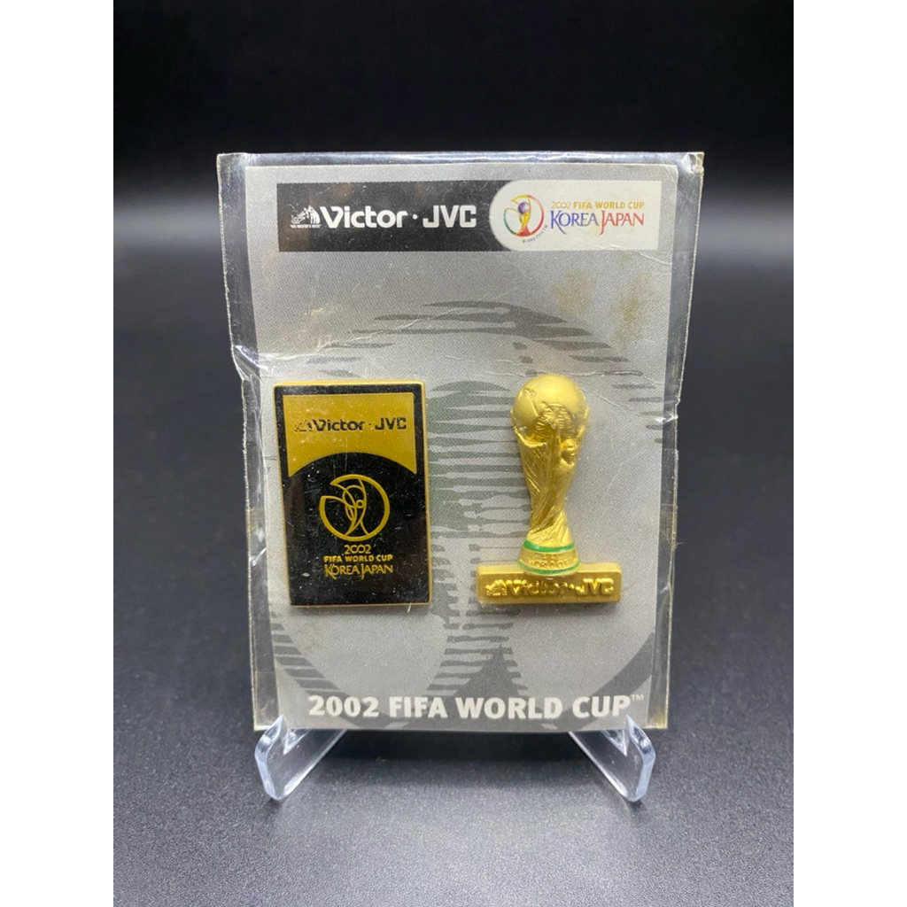 เข็มกลัดฟุตบอลโลก 2002 FIFA WORLD CUP KOREA JAPAN PIN BADGE – VICTOR JVC