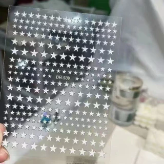 สติกเกอร์ติดเล็บ รูปดาวแสนสวย มี4สีให้เลือก แผ่นละ 9 บาท สินค้าพร้อมส่งในไทย
