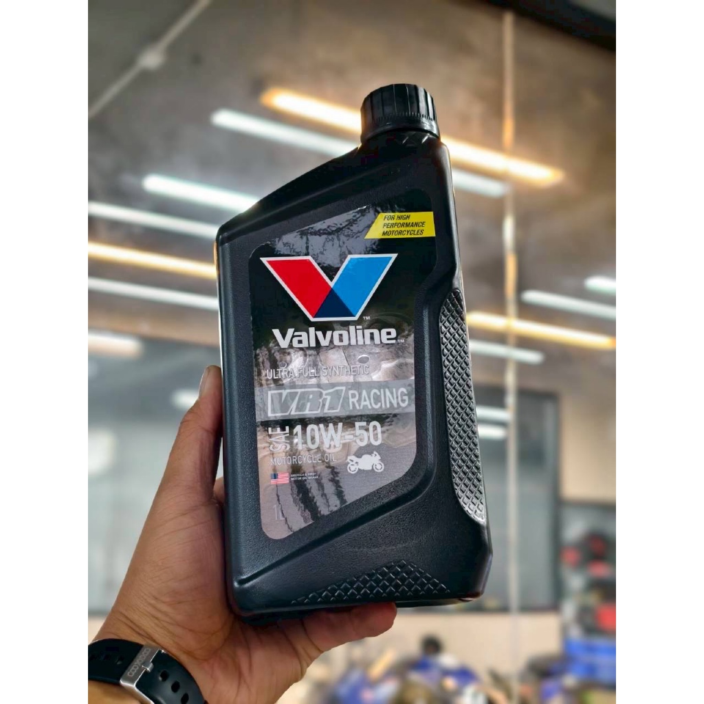 น้ำมันเครื่อง Valvoline VR1 RACING สังเคราะห์แท้ 100% 4T 10W-50 (1L)