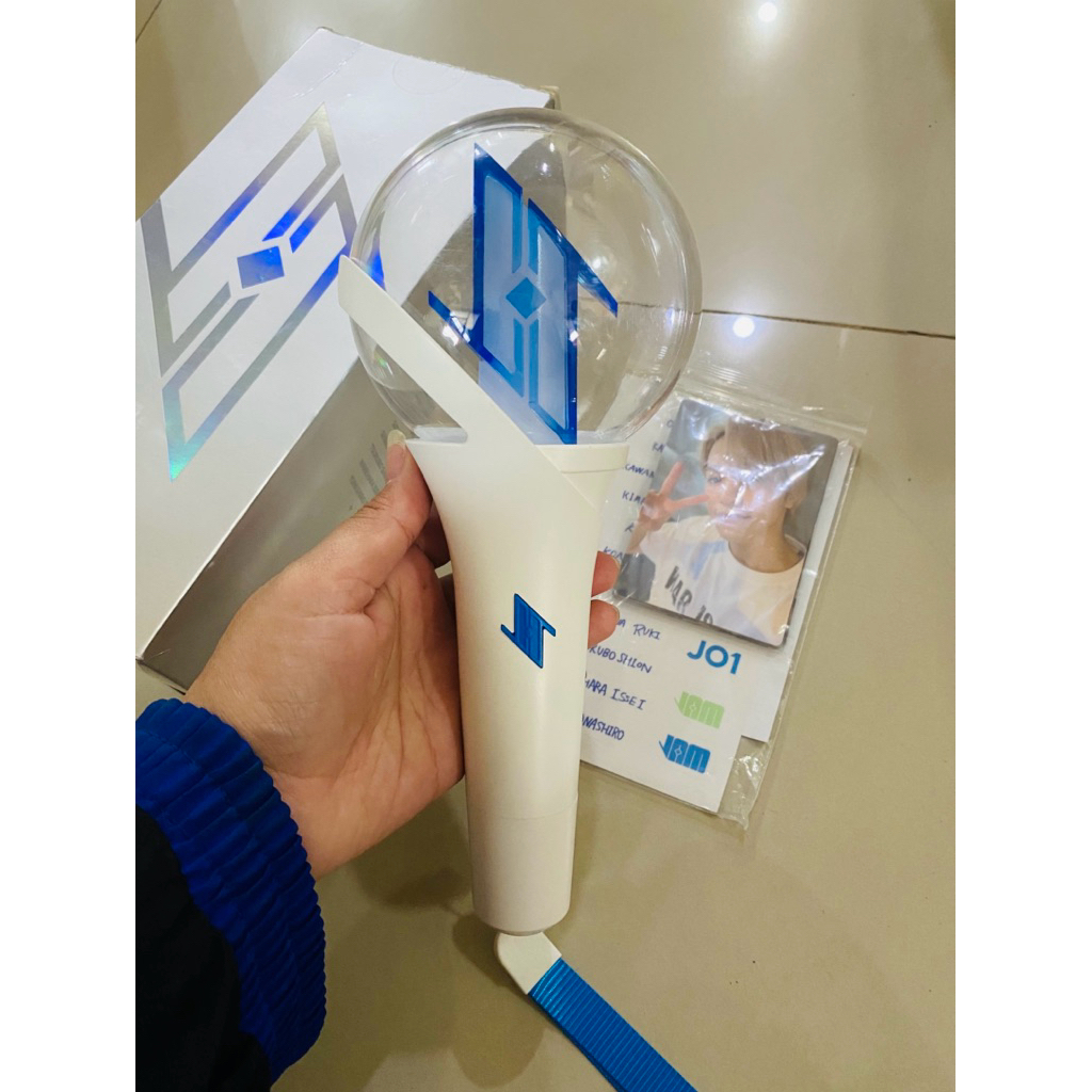 ⭐️พร้อมส่ง⭐️ JO1 OFFICIAL LIGHT STICK มือ2