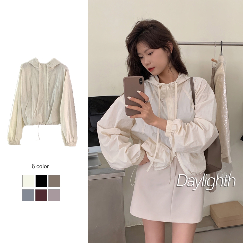 แจ็คเก็ตสีทึบสั้นผู้หญิงระดับไฮเอนด์บางแจ็คเก็ตลำลองอเนกประสงค์ Drawstring แจ็คเก็ตกลางแจ้ง DL