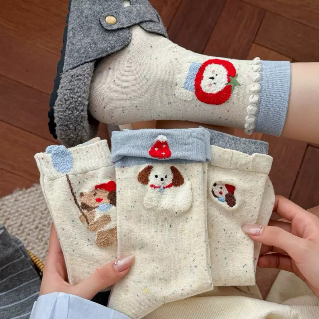 (พร้อมส่ง 🛻)ถุงเท้าผ้าคอตตอน  Little Apple 🧦🍎🐶✨ ถุงเท้าผ้านุ่ม ลายแอปเปิ้ลสุดน่ารัก สไตล์เกาหลี