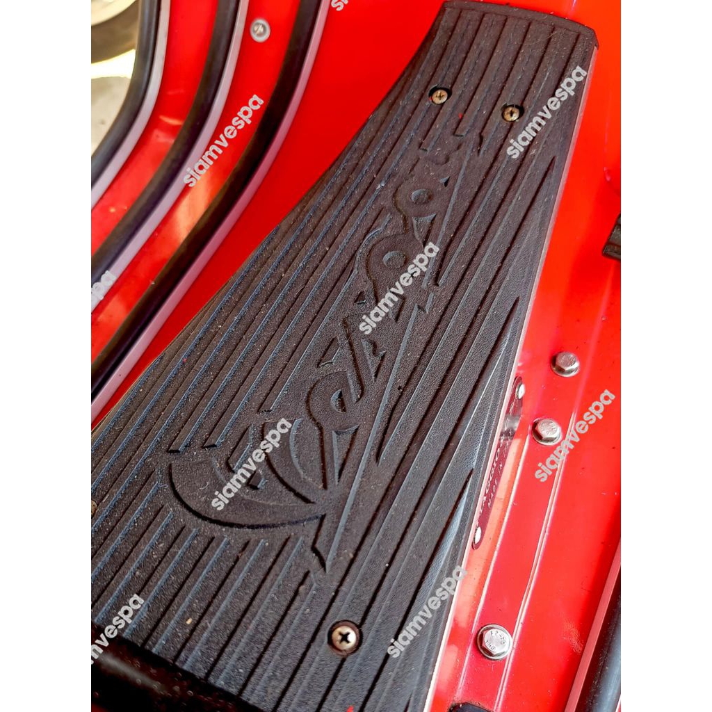 พื้นกลางแท้ original piaggio มีโลโก้vespa ตรงรุ่นpx2017