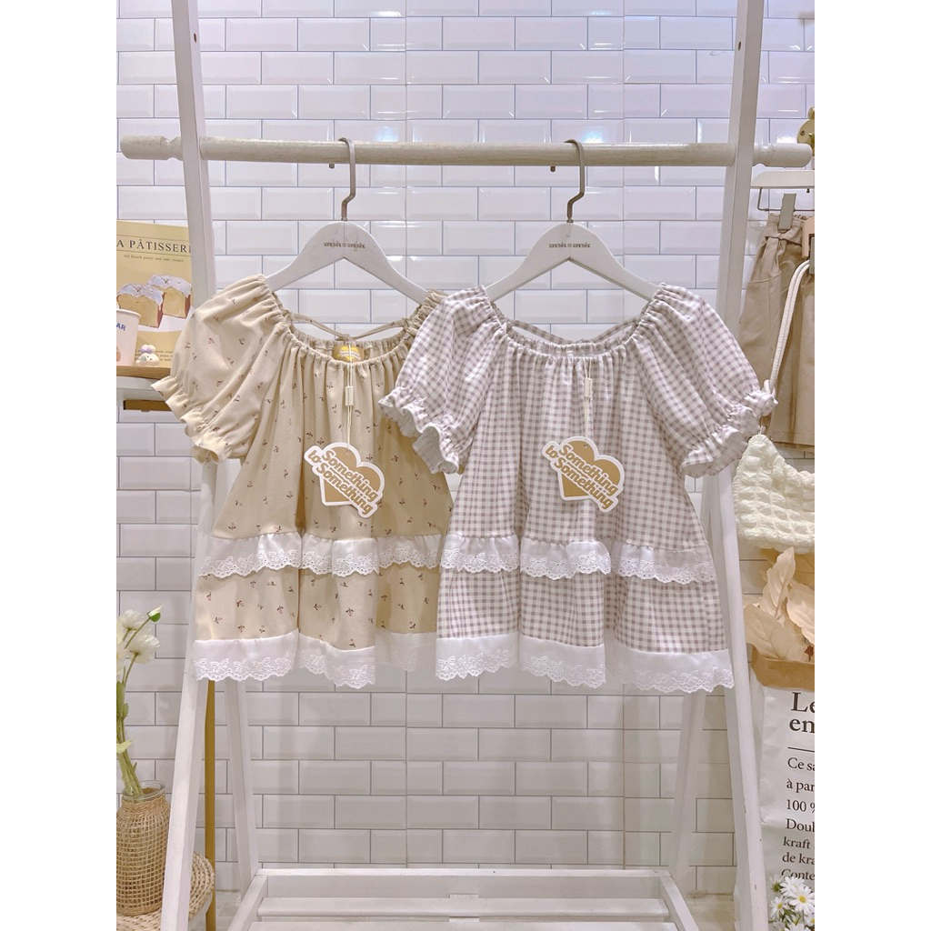 เสื้อคอเหลี่ยมแขนตุ๊กตาเอวแต่งระบายลูกไม้สองชั้น เสื้อแฟชั่นผู้หญิงฤดูร้อน เวอชั่นเกาหลี🍄‍🟫🍄‍🟫sTN87