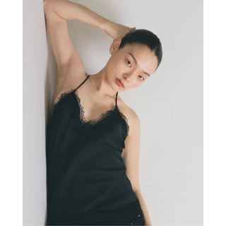 AOP Archive - (มี2สี) Lace-trimmed Satin Camisole