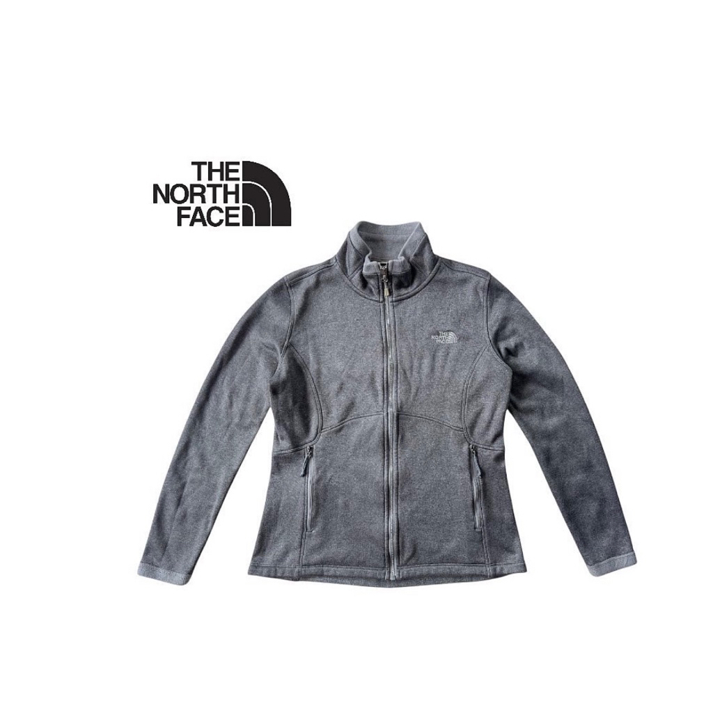 เสื้อ the north face