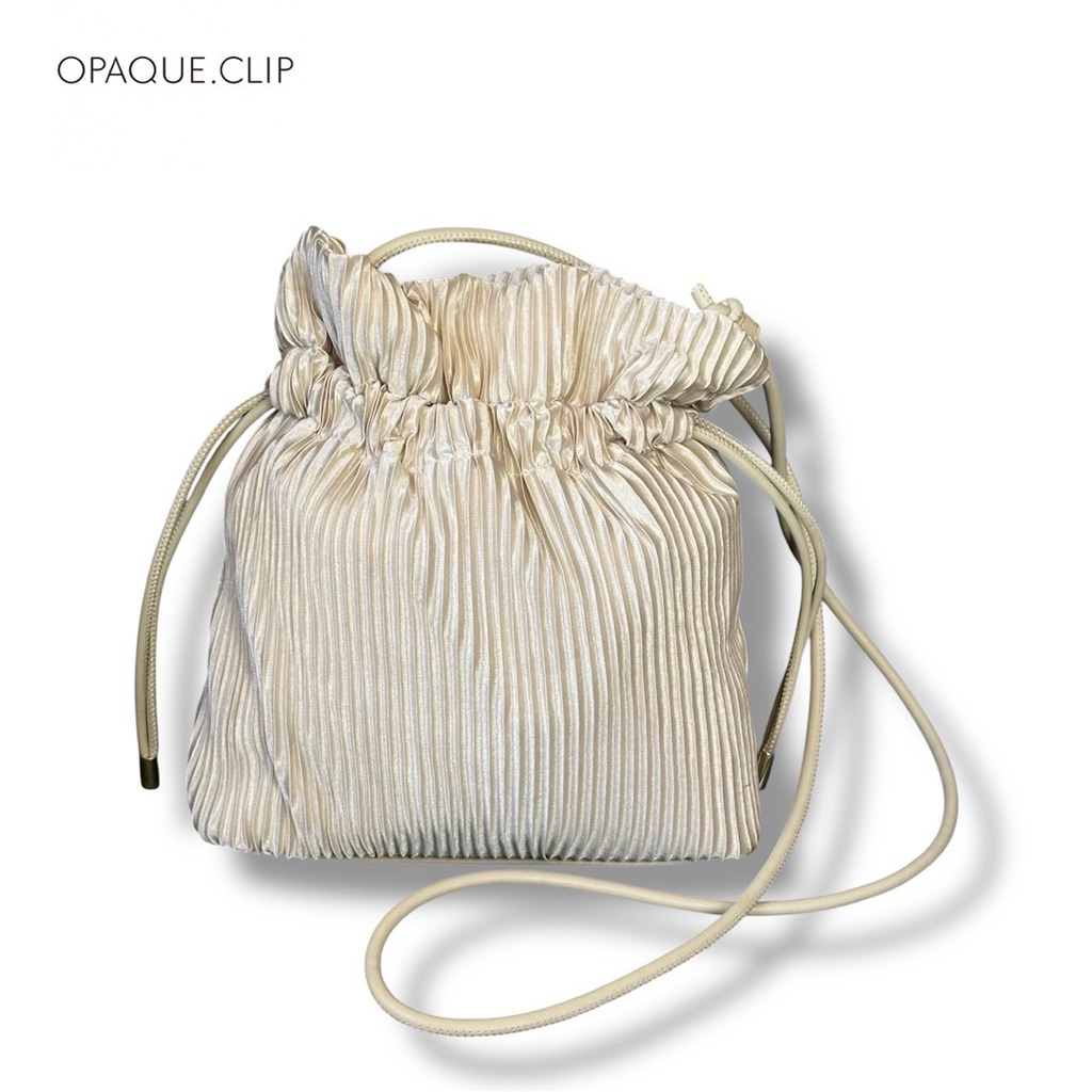Opaque.Clip Tokyo กระเป๋าสะพายข้าง