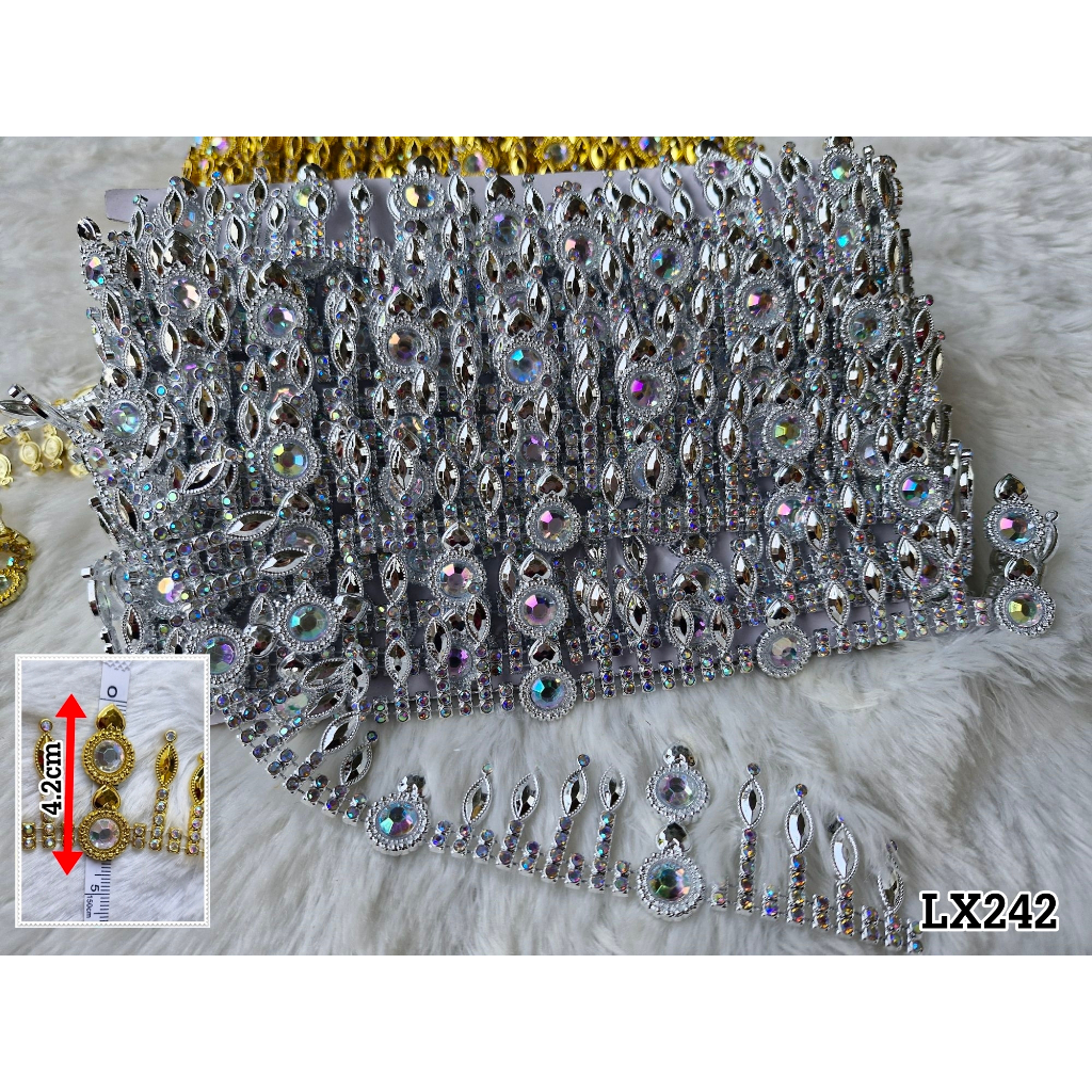 (แบ่งขาย 50cm) เพชรเส้น  แถบตกแต่ง เพชรพรีเมี่ยมเล่นไฟ (ปลายเส้นไม่ต่อกัน) เพชรเส้นตกแต่งชุดการแสดง