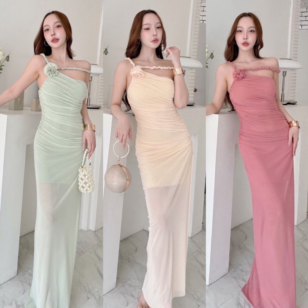 A1016 - เดรสยาวเกาะอกเฉียงแต่งดอกไม้ ชุดออกงาน ชุดไปงานแต่ง เดรสยาวสวยๆ