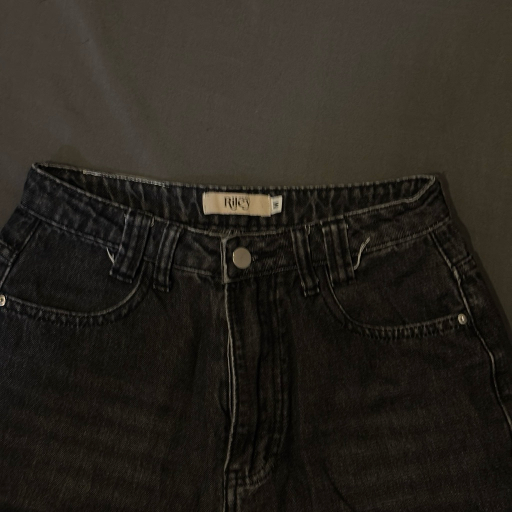 Riley.apparels รุ่น andy jeans ไซส์ M สีดำ
