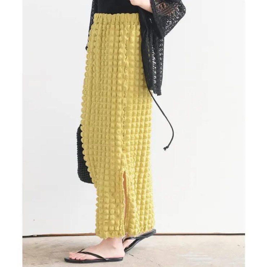 Discoat xF กระโปรงยาว สีเขียวตอง ผ้า popcorn เอว  26-36 ยาว 36 สพ 36-38 Code: 5552(3)