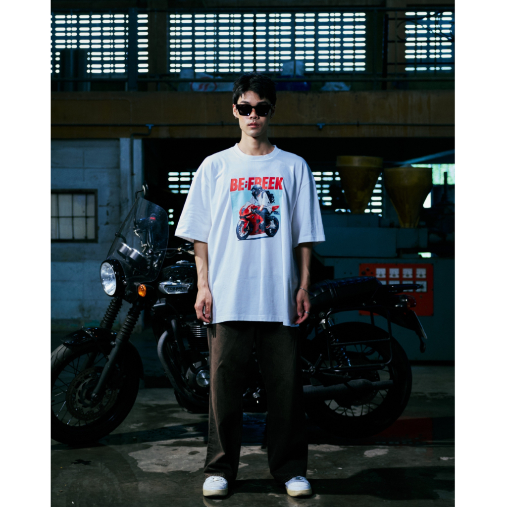 BE;FREEK x HATEBERRY GO GO! BIKER WHITE ORIGINAL T-SHIRT LIMITED รูปที่ 3