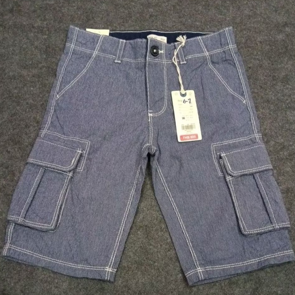 ​[New with Tag] กางเกงขาสั้นเด็กชาย OVS Kids ลายริ้วฟ้าขาว ทรงคาร์โก้ เท่มาก 👦🏻✨

