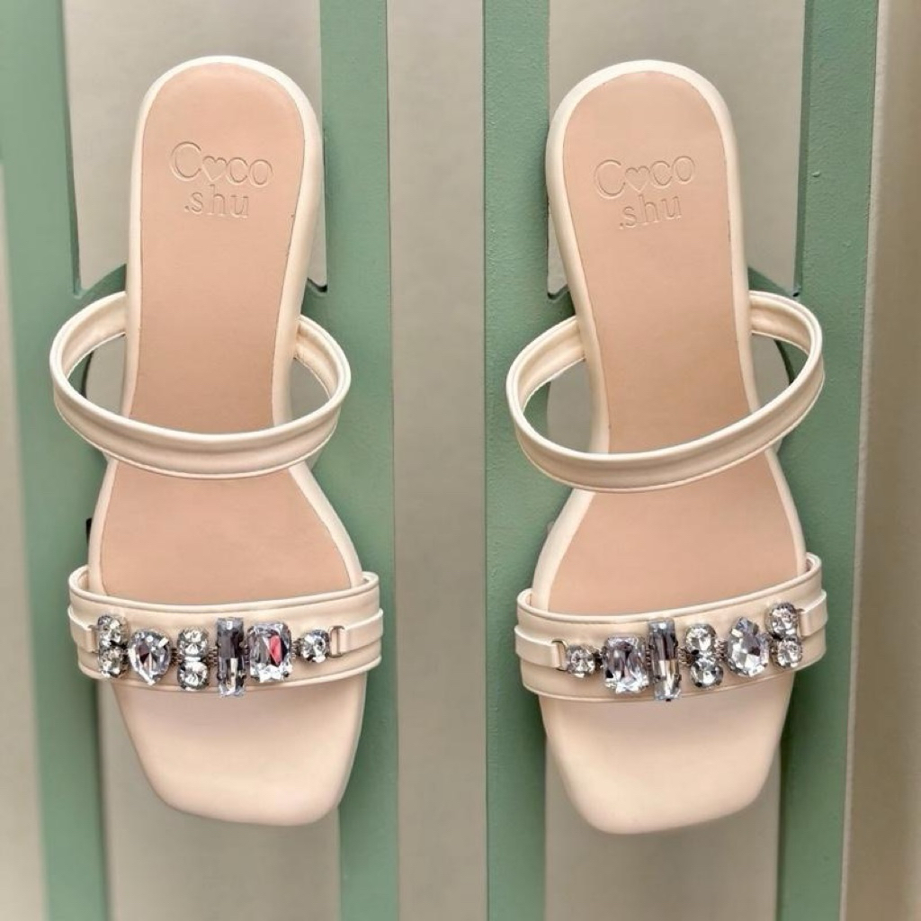 📍พร้อมส่ง✨Newรองเท้าส้นมาการอง Coco.shu Cristal งานสายแต่งเพชร สวยแกรมพื้นนิ่ม