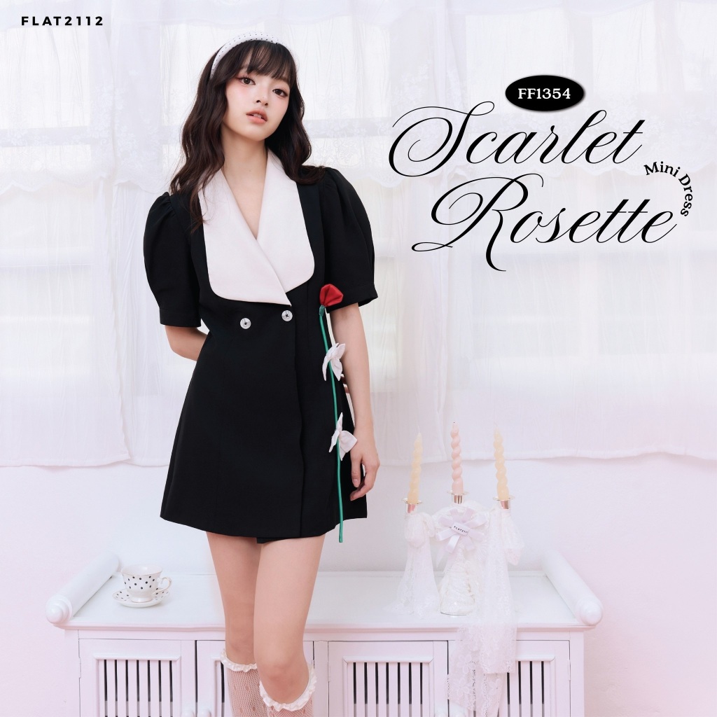 FLAT2112 : SCARLET ROSETTE MINI DRESS เดรสสั้นสีดำลายดอก เดรสสั้นลุคเรียบร้อย เดรสสั้นสไตล์ผู้ดีอังกฤษ เดรสสั้น (FF1354)