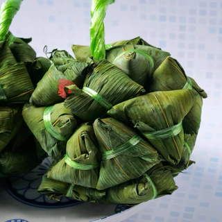 ขนมกีจ่างเนื้อใสเหนียวหนึบ 25 ลูก(1ข้าง) แถมฟรีน้ำตาลอ้อย5ซอง