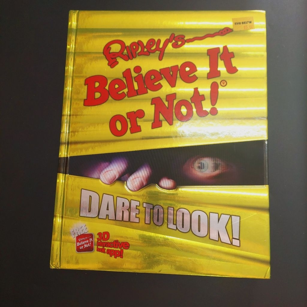 Ripley's Believe It or Not! (หนังสือความรู้ มือสอง )