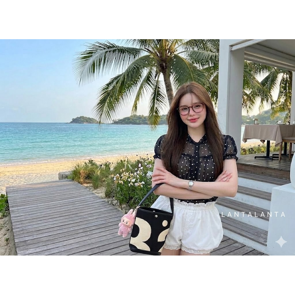 #Lanta set เสื้อ detail น่ารักมีฮู้ดเกาหลีเกาใจมาคู่กับกางเกงทรงบอลลูนแต่งลูกไม้