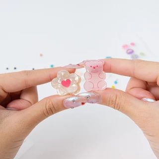 invisibobble กิ๊บหนีบผม กิ๊บติดผม ถนอมเส้นผม รุ่น Clipstar Kids Bearly Bloomed Global ( 1 กล่องบรรจุ 4 ชิ้น)