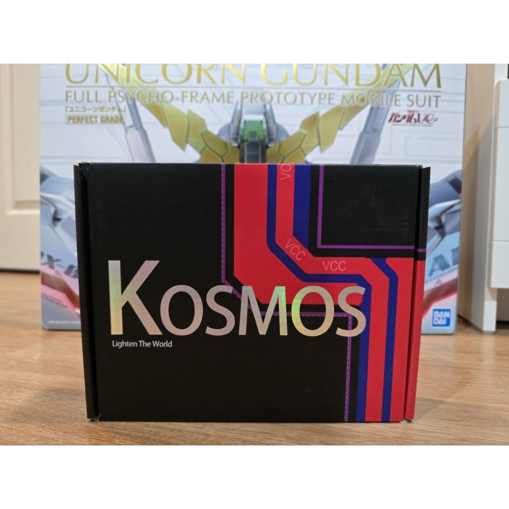 Kosmos LED สำหรับ PG Unicorn Gundam แดงมีโล่ พร้อมส่ง