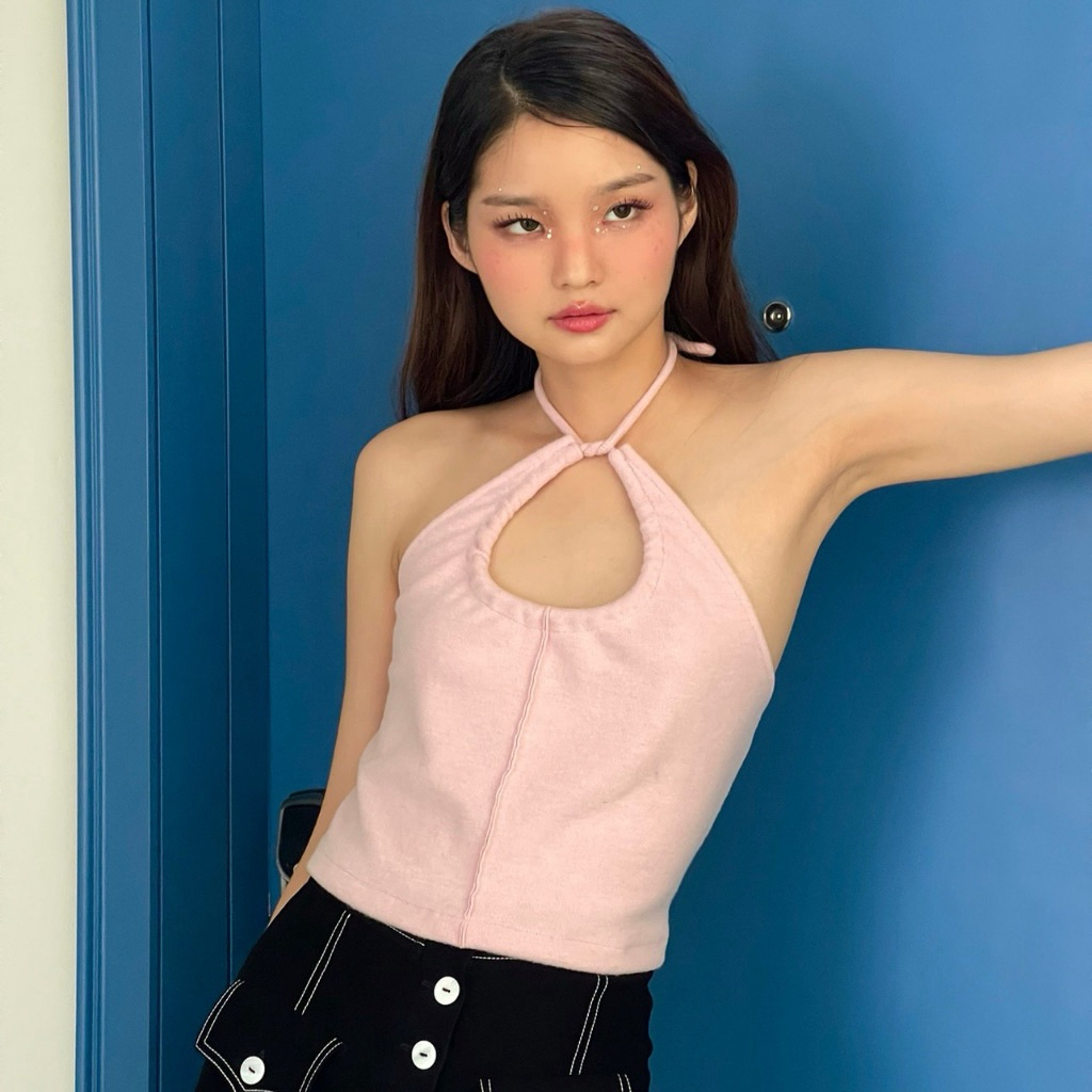 ส่งต่อ ไซส์ S สีชมพู💗 Something Num Num top (ใส่ไปครั้งเดียว)