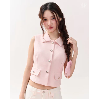 PETAL TOP (เฉพาะเสื้อ) เสื้อแขนกุดคอปกผ้าทวีตอัดกาวอยู่ทรง ดีเทลกระดุมสีดำตัดกับผ้า เพิ่มความคลาสสิกดูแพง