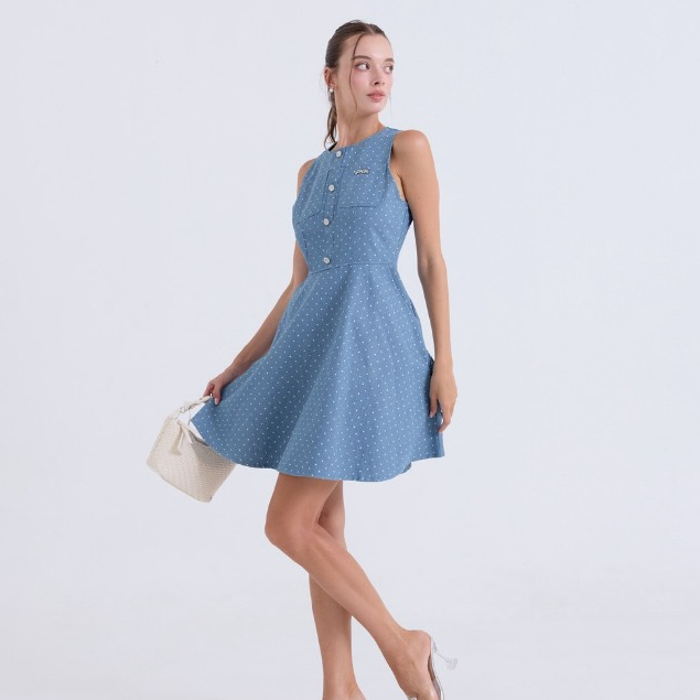 PREM เดรสโบกี้ ผ้ายีนส์ ลายจุด แต่งอะไหล่สีเงิน #552