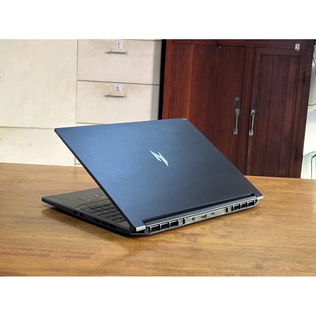 Acer Nitro V16S (AI) ANV16S-41-R7N6 RTX5050 Gaming