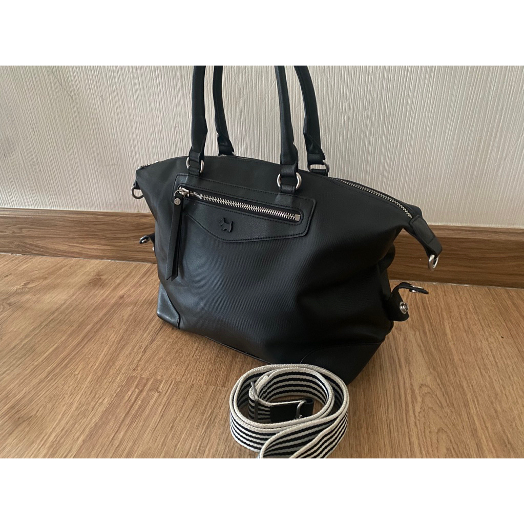 Agatha Paris 2 hand bag. ของแท้ 💯%