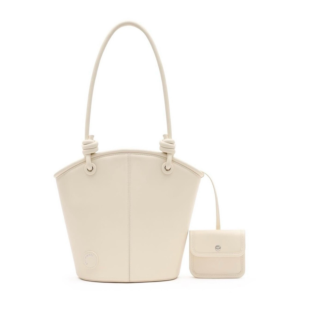 กระเป๋าแบรนด์ Garmenti