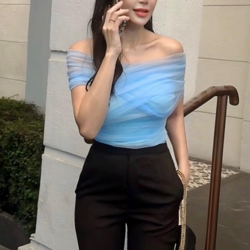 T24 top เสื้อตาข่ายผ้ายืด เปิดไหล่ Joly closet