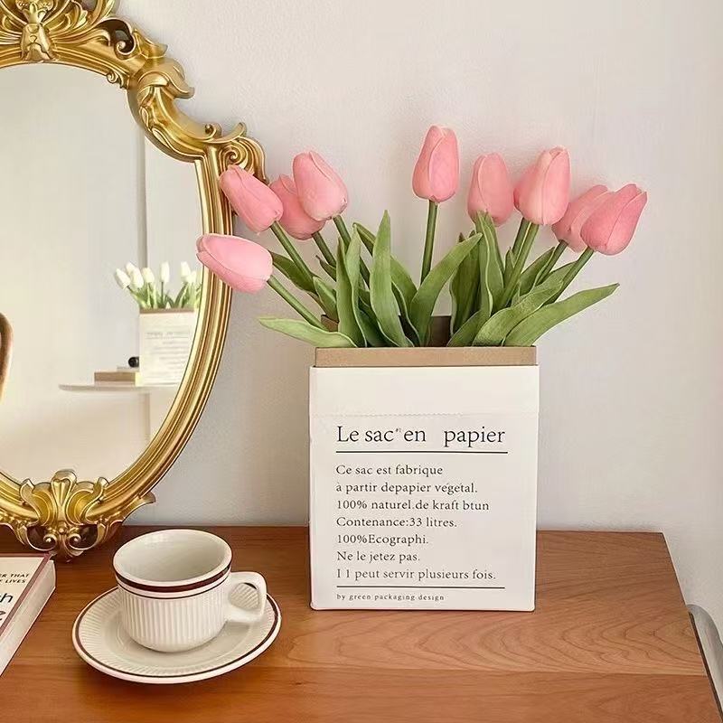 10pcs/setดอกทิวลิปปลอม 33 ซม. งานแฮนด์เมด สวยสุดประณีต ดอกไม้เทียบได้จริง เหมาะสำหรับตกแต่งบ้าน และถ่ายรูป