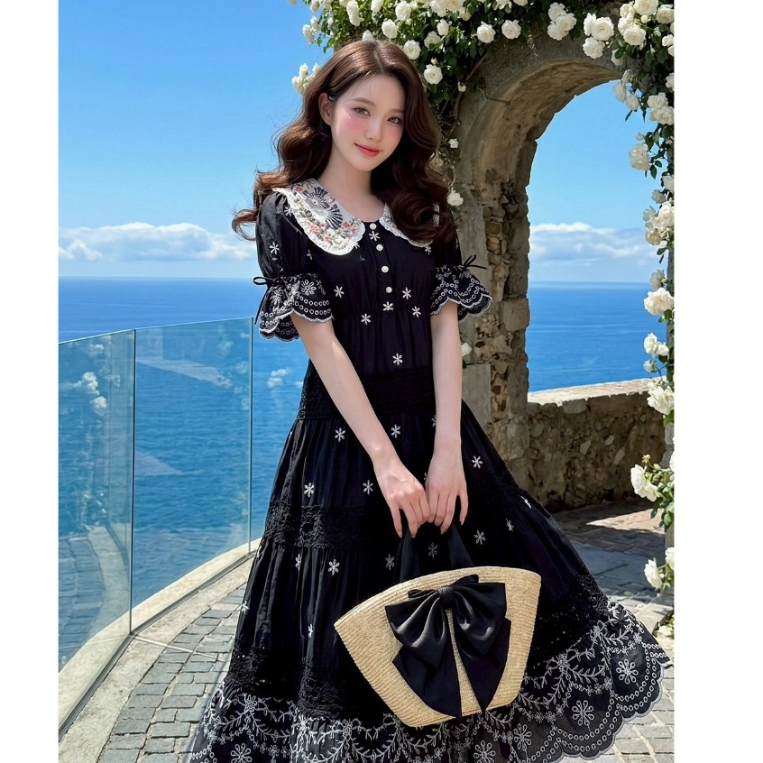 (มี3XL) Maria Diamond สีดำ Tabby Cat Dress เดรสยาวผ้าคอตตอนงานปัก ปกคอบัวพิมพ์ลาย แขนสามส่วน ปลายกระโปรงปักเชิง ซิปหลัง