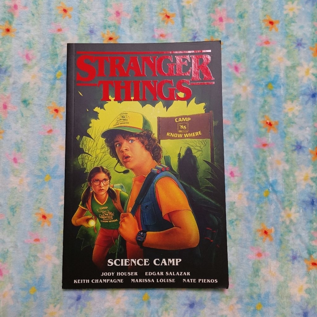 หนังสือ stranger things ตอน science camp comic book