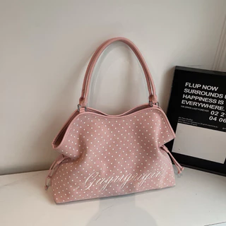 (พร้อมส่ง 🛻) กระเป๋า 𝐺𝑖𝑟𝑙𝑦 𝐷𝑜𝑡 🤲🏻👜👀 กระเป๋าสะพายไหล่ดีไซน์ทรงโค้ง ลายจุดสุดคิ้วท์ สไตล์เกาหลีขนาดใหญ่ ดีไซน์วินเทจ
