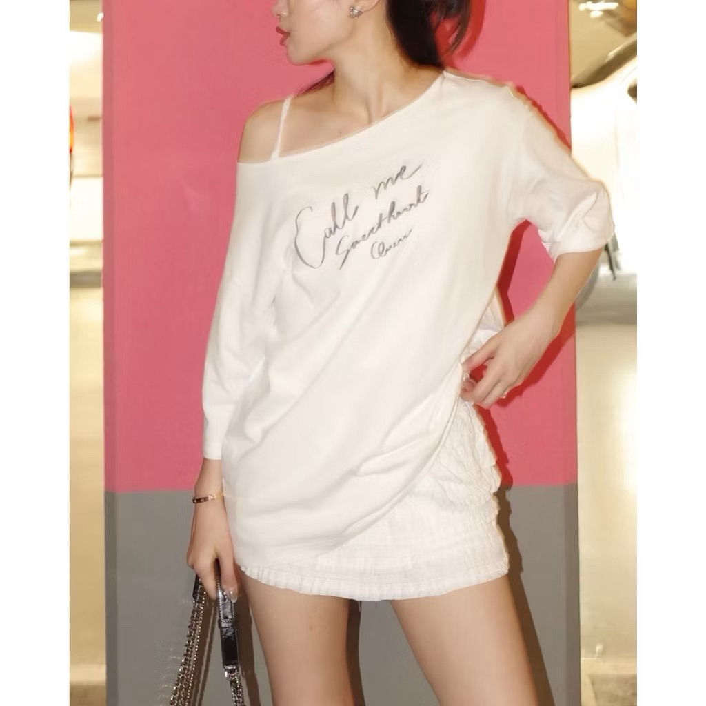 เสื้อปาดไหล่ call me - quera brand ส่งต่อ