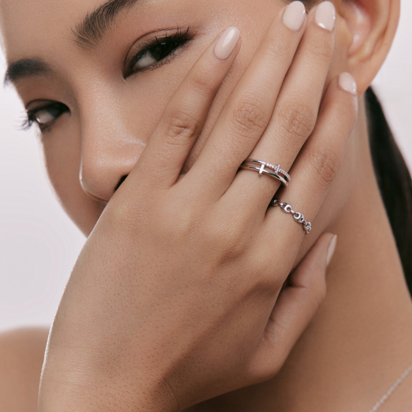 Vive - La Croix Ring  ( Pave Cross Ring)