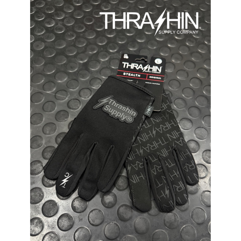THRASHIN SUPPLY ถุงมือ ราคา 1,600 ราคา ถูกที่สุด ดีลบีเคเค