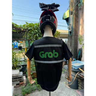 เสื้อกั๊ก Rider สกรีนชื่อและสังกัด สำหรับรับคนและส่งของ