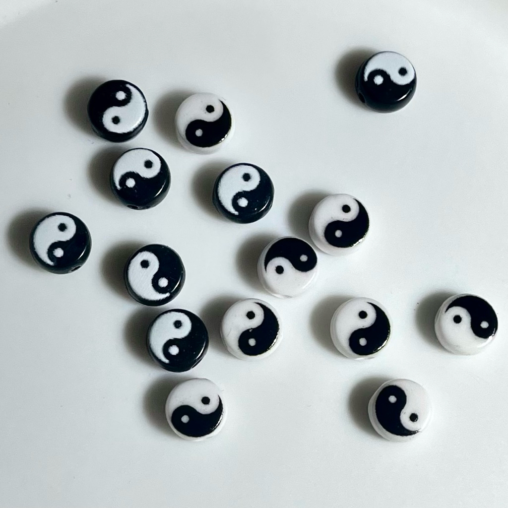 ลูกปัดหยินหยาง 5 ชิ้น (7มม)