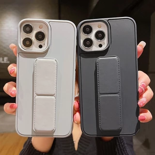 CrashStar ที่วางสายรัดข้อมือแบบพับได้ เคสโทรศัพท์ซิลิโคนกันกระแทก iPhone 17 16 15 14 13 12 11 Pro Max Plus XR