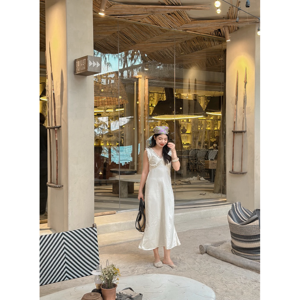 Cathleen dress เดรสผ้าคอตตอนซาตินเนื้อหนา : everydaylookk store