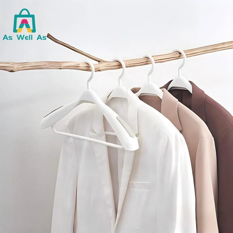As Well As ไม้แขวนเสื้อสูท บ่าไหล่กว้าง สีขาว มีแผ่นกันลื่น