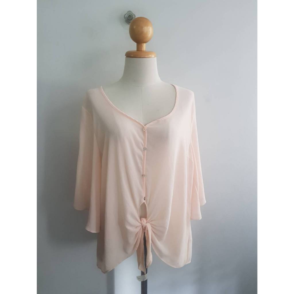 เสื้อโพลีปลายแขนระบาย Forever 21 L 44/25