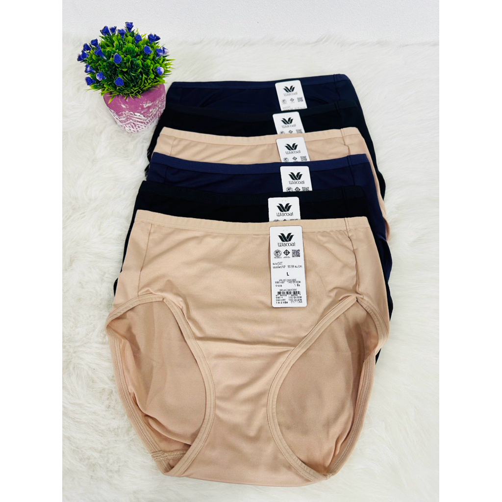Wacoal Panty กางเกงในรูป ทรงเอวสูง แบบเรียบ รหัส WU4F34 ป้ายราคาตัวล่ะ 140 บาท เหลือเพียงตัวล่ะ 89 บาทเท่านั้น