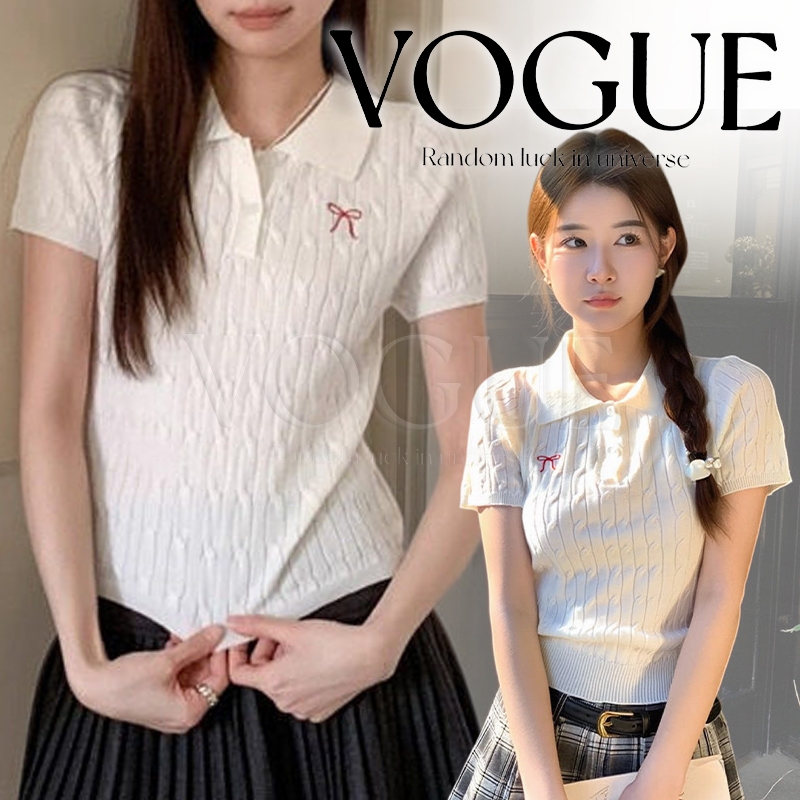 Vogue🌟พร้อมส่ง🌟 เสื้อไหมพรม แขนสั้นคอปก ดีเทลปักโบว์ตรงอก ผ้าถักนุ่มนิ่ม ทรงสวย (08100)