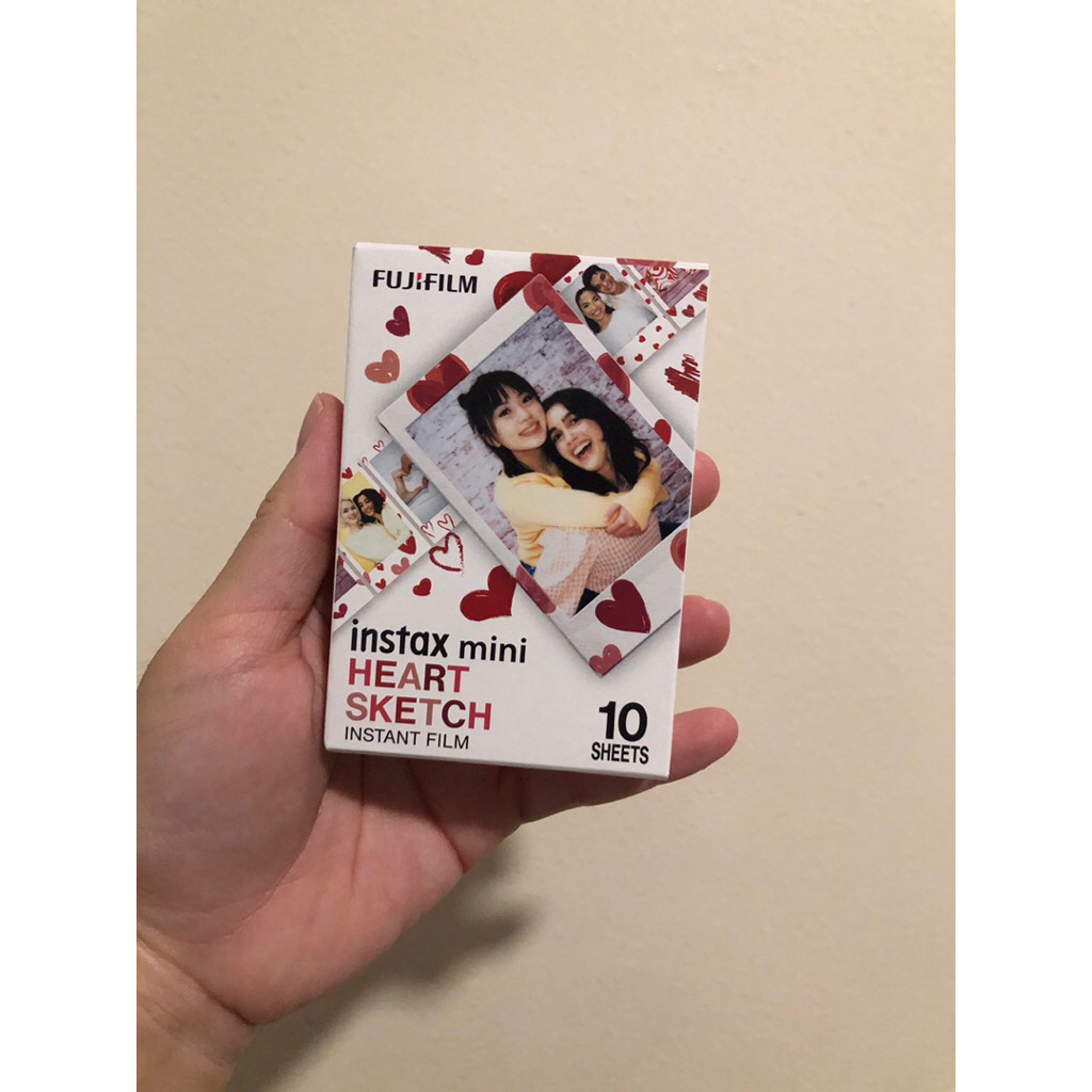 📌พร้อมส่ง📌ฟิล์ม Instax ขนาดมินิ Fujifilm Instax Mini 📷ลาย Heart Sketch ❤️